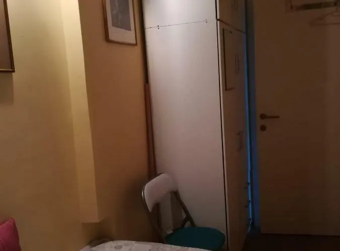 Guest house Single In The Heart Of