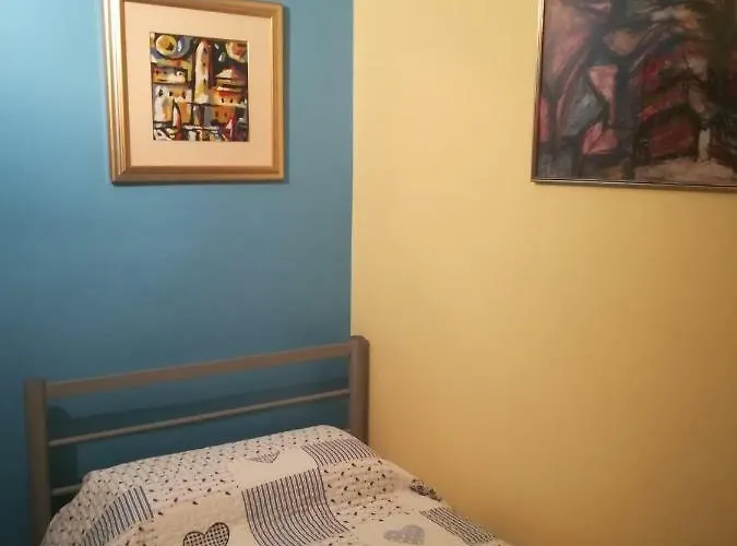 Single In The Heart Of